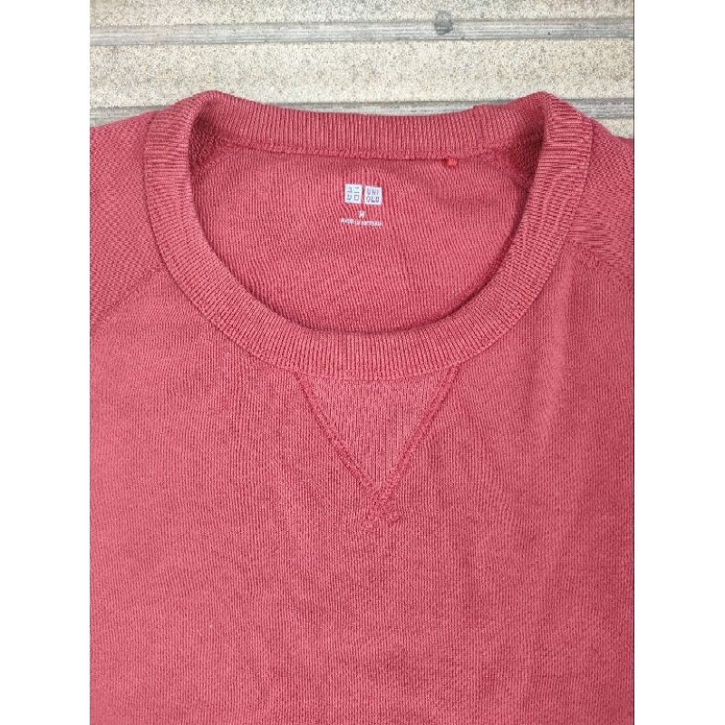 Crewneck Uniqlo Maroon