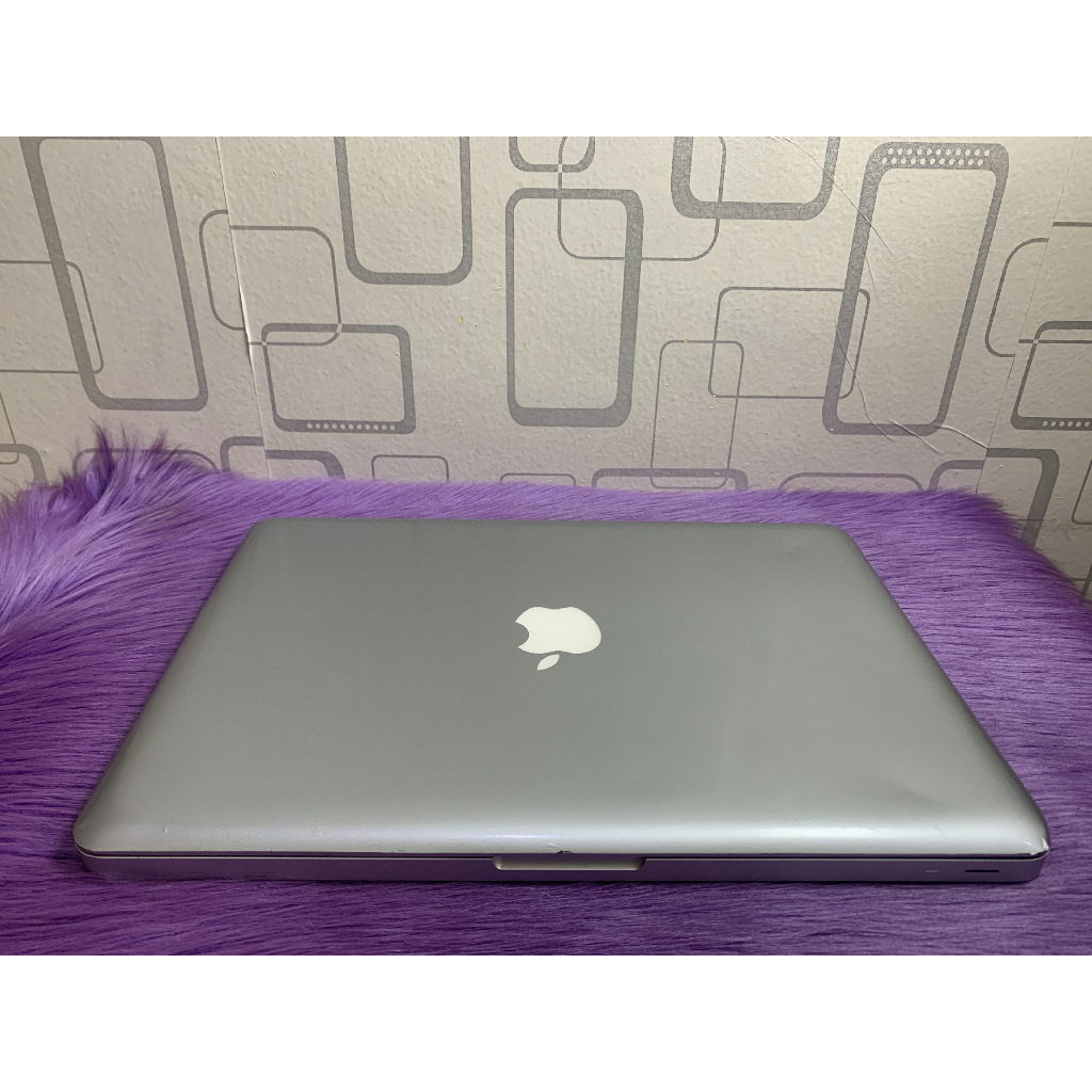 Macbook pro 2011 13 inch Core i5 8GB SSD 256GB