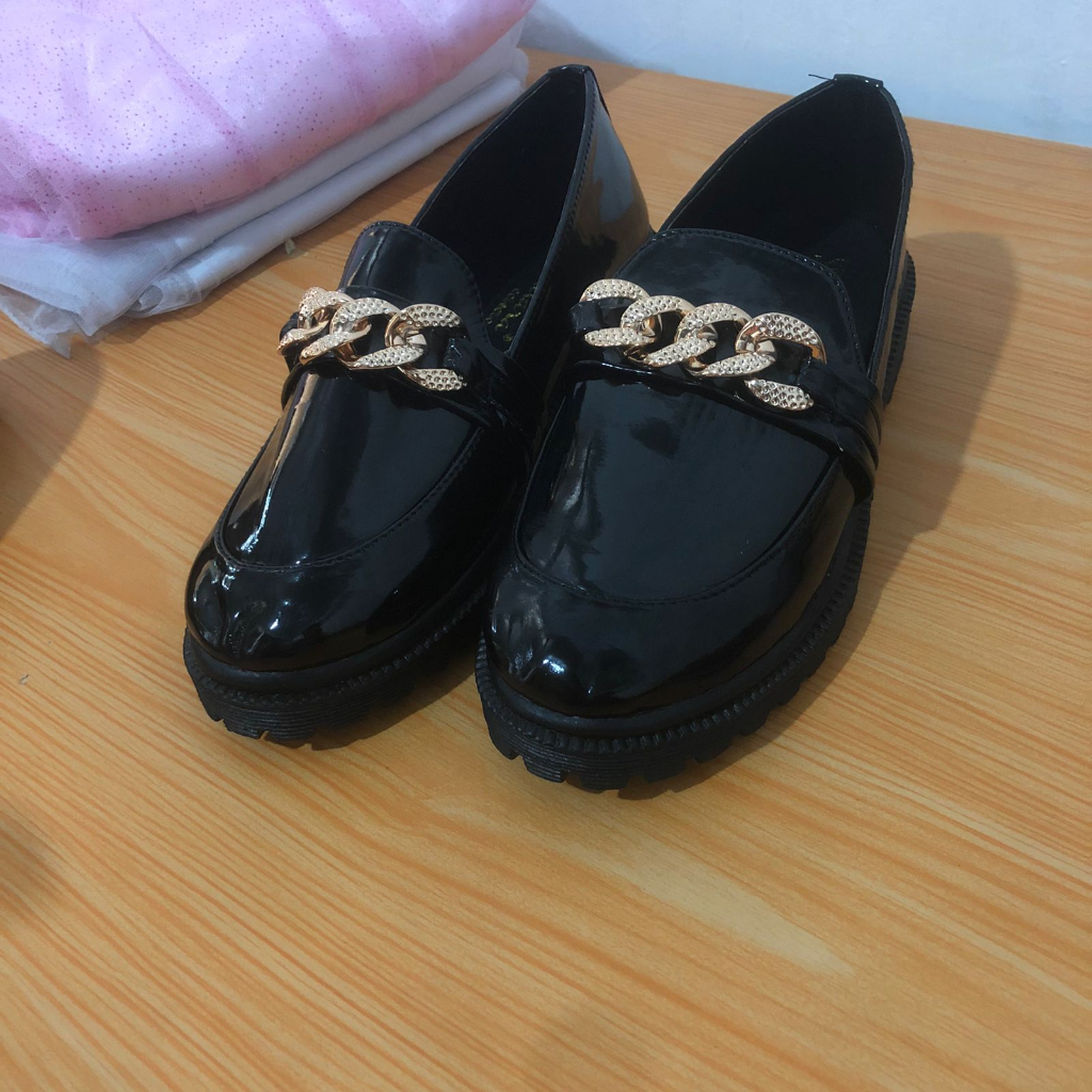 sepatu docmart wanita fashion korea