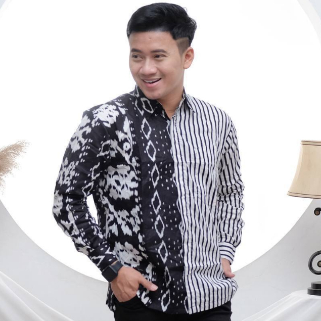 KEMEJA BATIK PRIA BATIK RHIZQY KEMEJA PUTIH BAJU BATIK