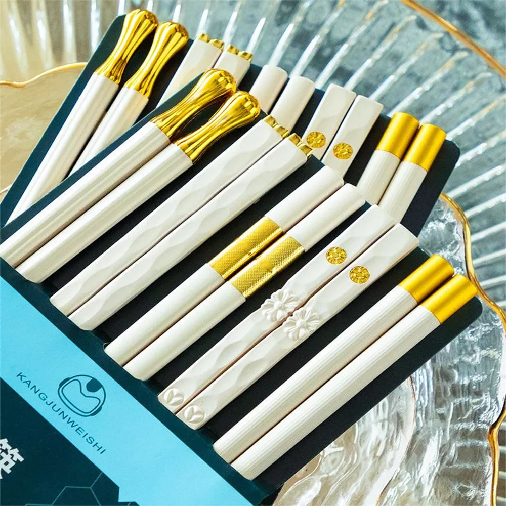 KANGJUNWEISHI Sumpit Makan Japanese Chopstick 5 Pasang - KJ-243 - White/Gold