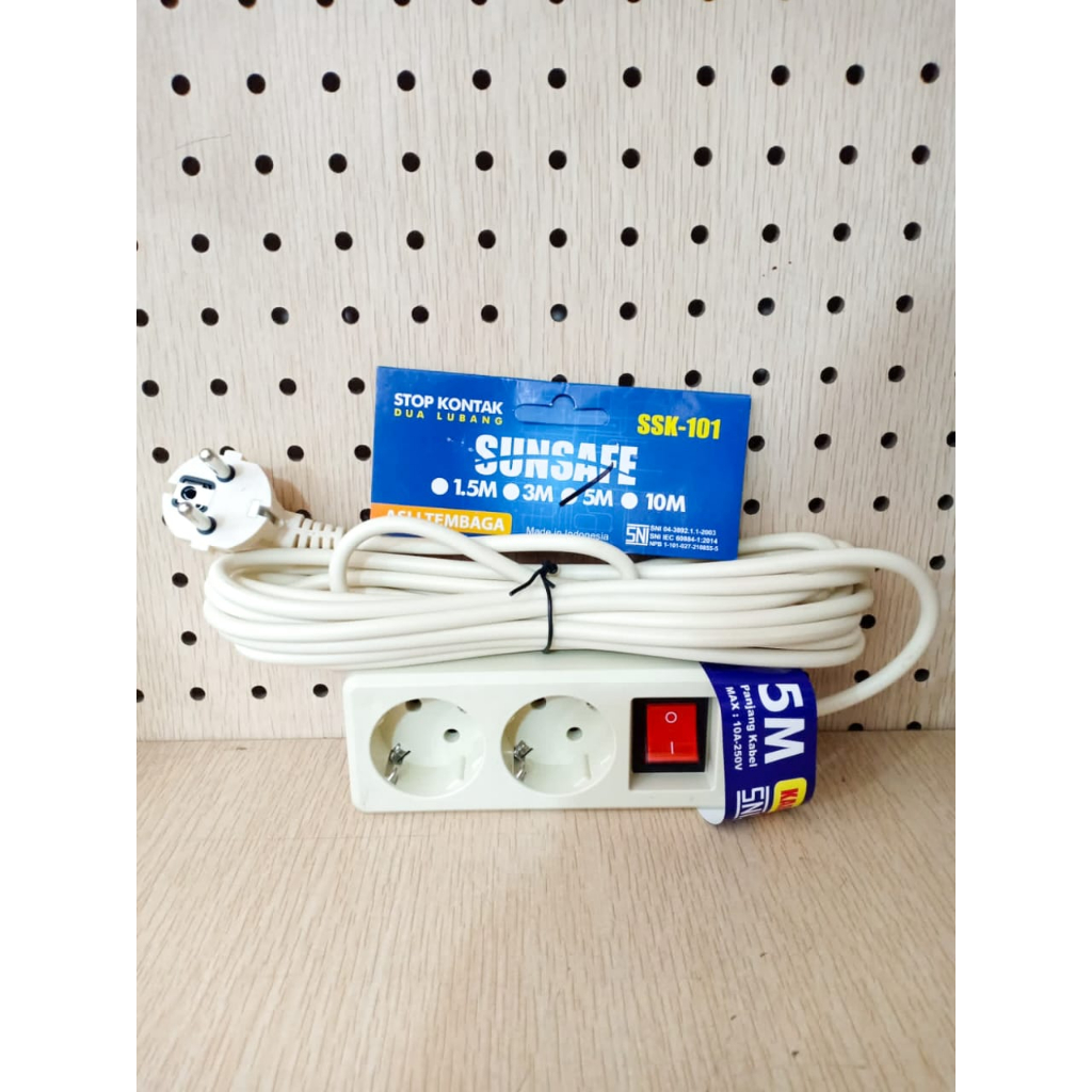 SUNSAFE 52 Stop Kontak 2 Lubang SNI Stop Kontak Kabel 5 Meter