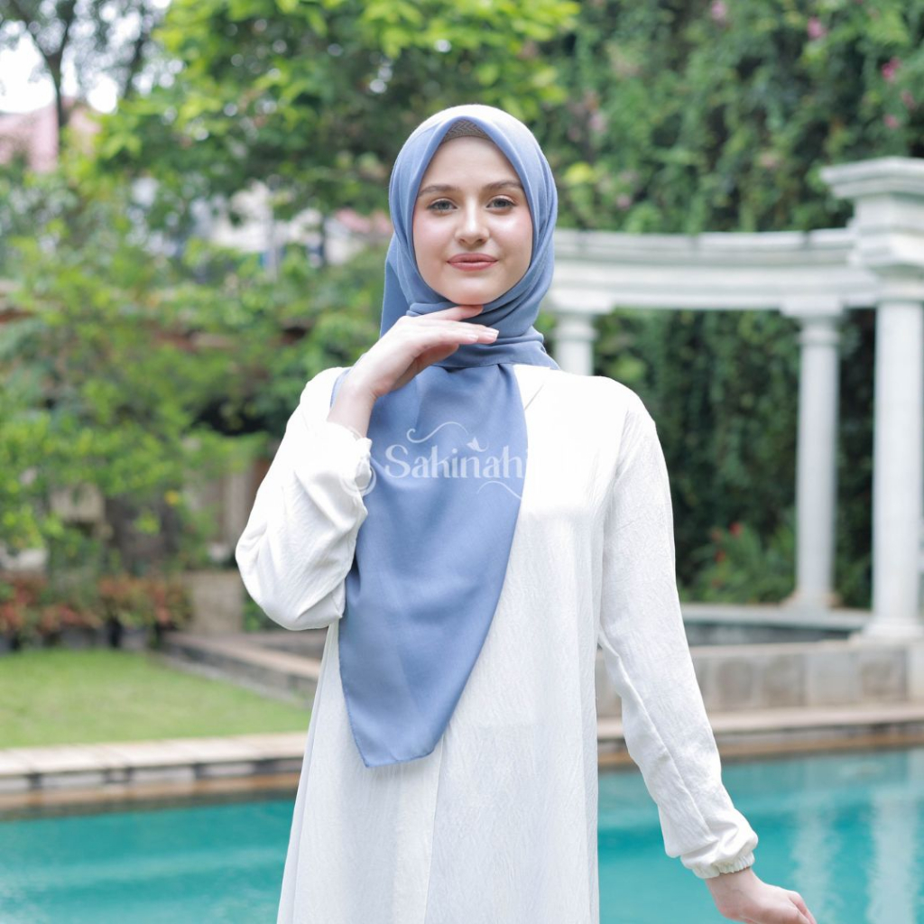 HIjab Segi Empat Voal Paris Premium | Jahit Tepi