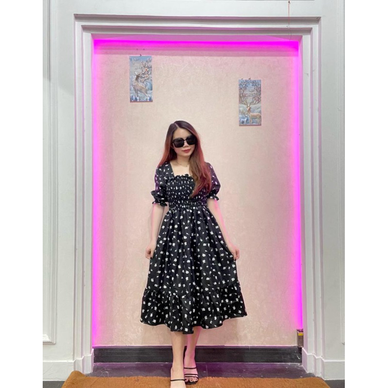 RD FASHION - SMOCKED DRESS / Gaun musim panas kasual baru Lengan pendek smocked dress lipit bunga dengan dasi belakang / gaun kasual A-line gaun smocked berlipat bunga lengan pendek-ROSE HITAM