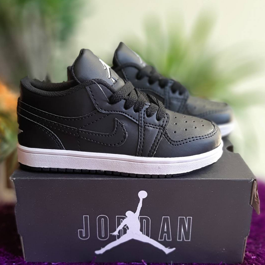 Sepatu Anak Jordan 1 Low Kids Full Black White Sneakers Sekolah