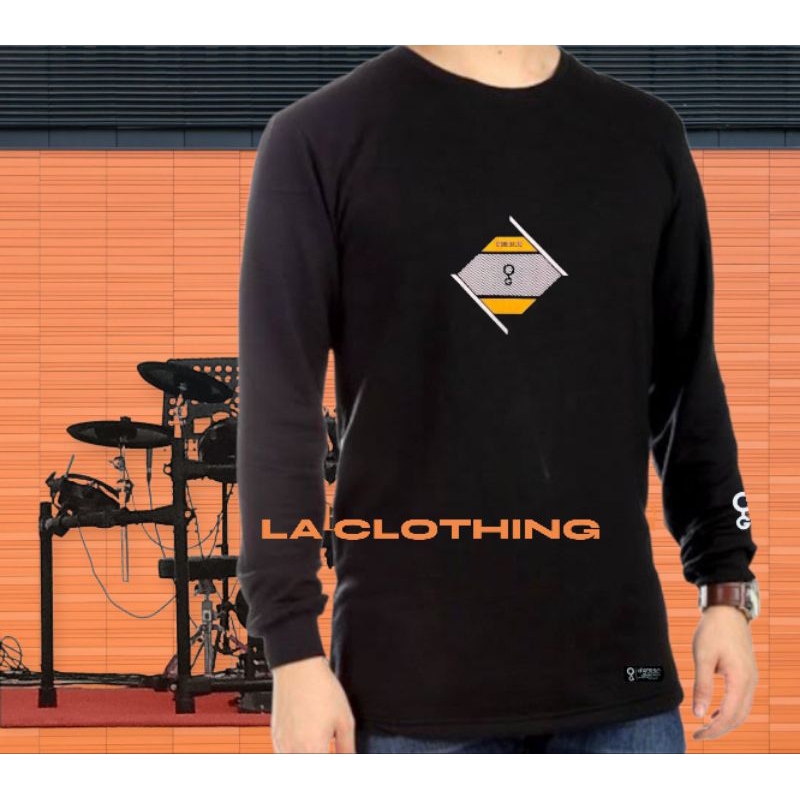 baju kaos distro motif lengan panjang pria warna hitam solid cotton combed 30s/kaos distro lengan pa