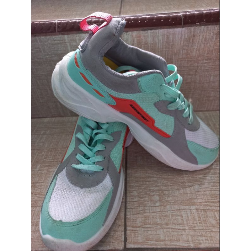 sepatu aerostreet wanita