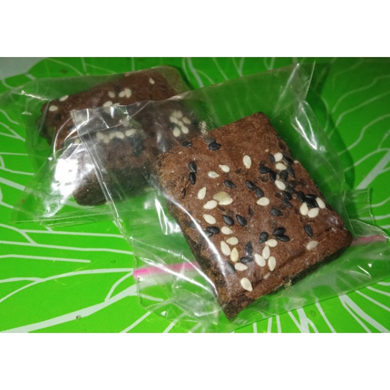 

Brownies Fudgy ecer bisa pilih toping