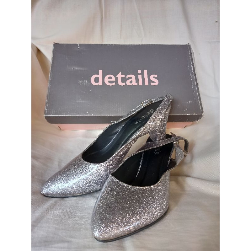 PRELOVED HEELS DETAILS SIZE 36 SILVER