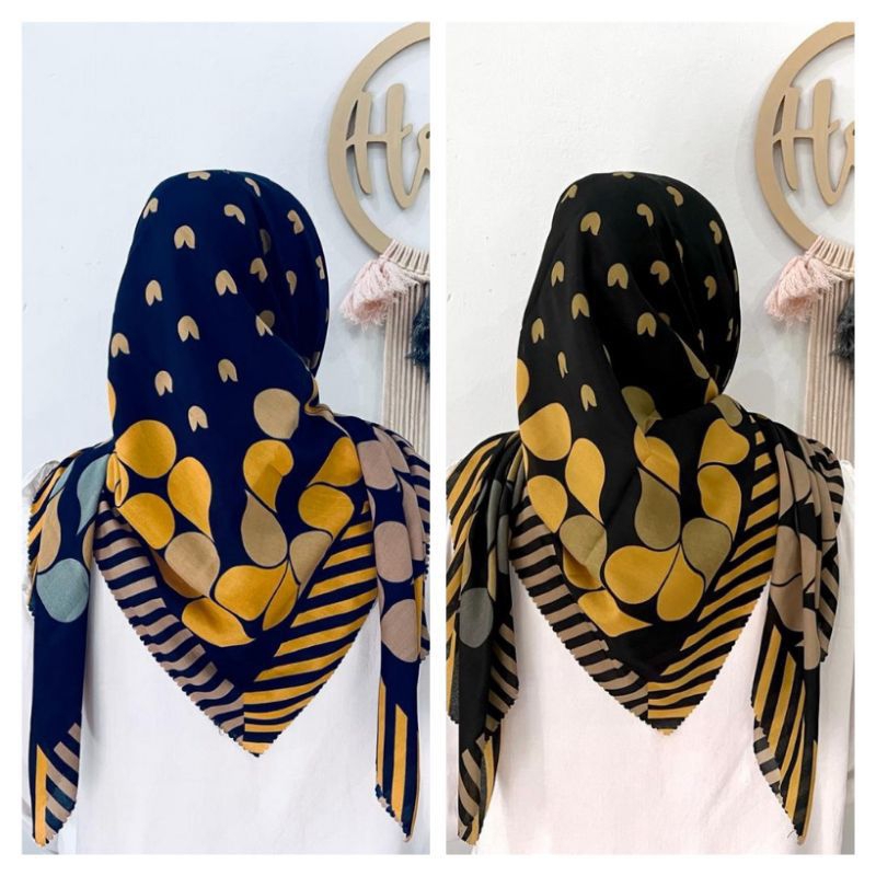 KERUDUNG SEGI EMPAT motif DNY ARWA HITAM DAN NEVY