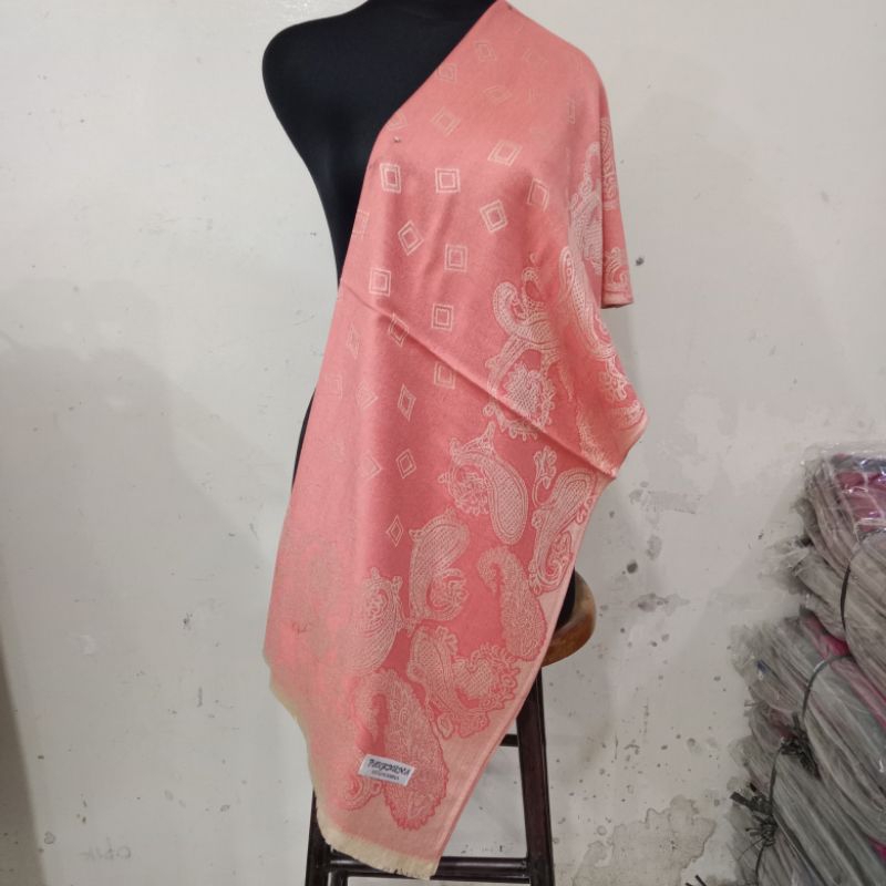 pashmina cashmere motif keong kotak || selendang scarf pashmina shawl souvenir hadiah