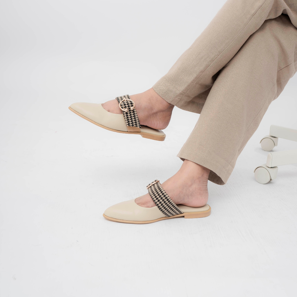 Dianable - Mecca Mules Shoes (Cream -  Cream Reborn)