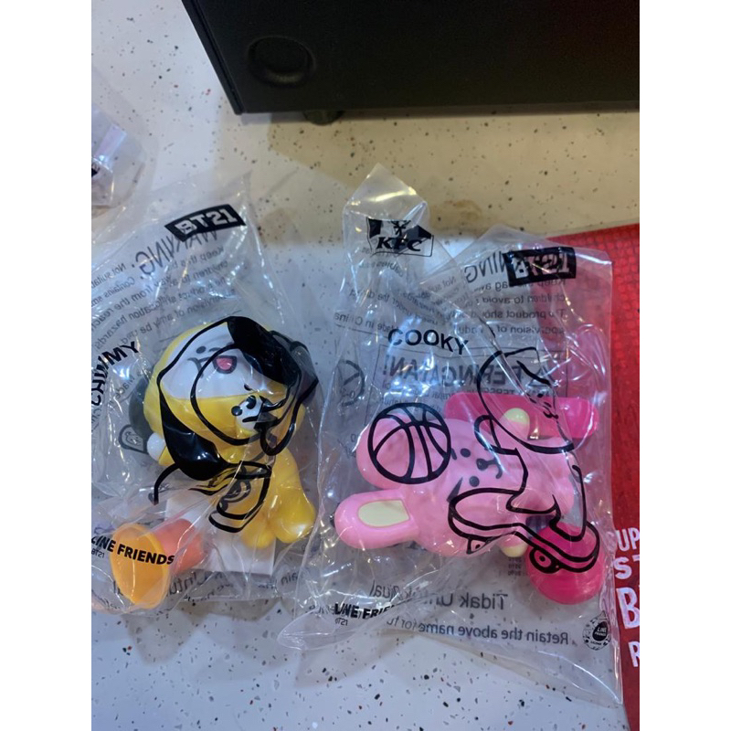 

BT21 KFC Cooky