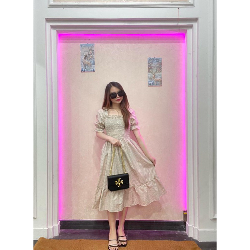 RD FASHION - SMOCKED DRESS / Gaun musim panas kasual baru Lengan pendek smocked dress lipit bunga dengan dasi belakang / gaun kasual A-line gaun smocked berlipat bunga lengan pendek-KOTAK KECIL COKSU