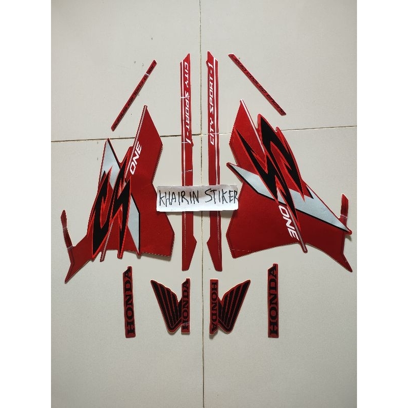 striping stiker CS1 cs one merah