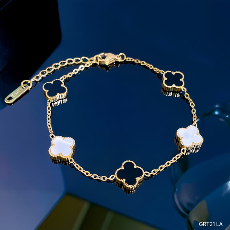 Gelang Tangan Titanium Clover GRT22-29-41LN