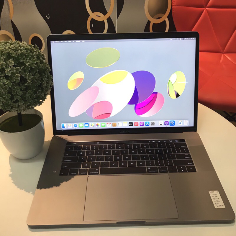 Macbook pro 15 inch 2017