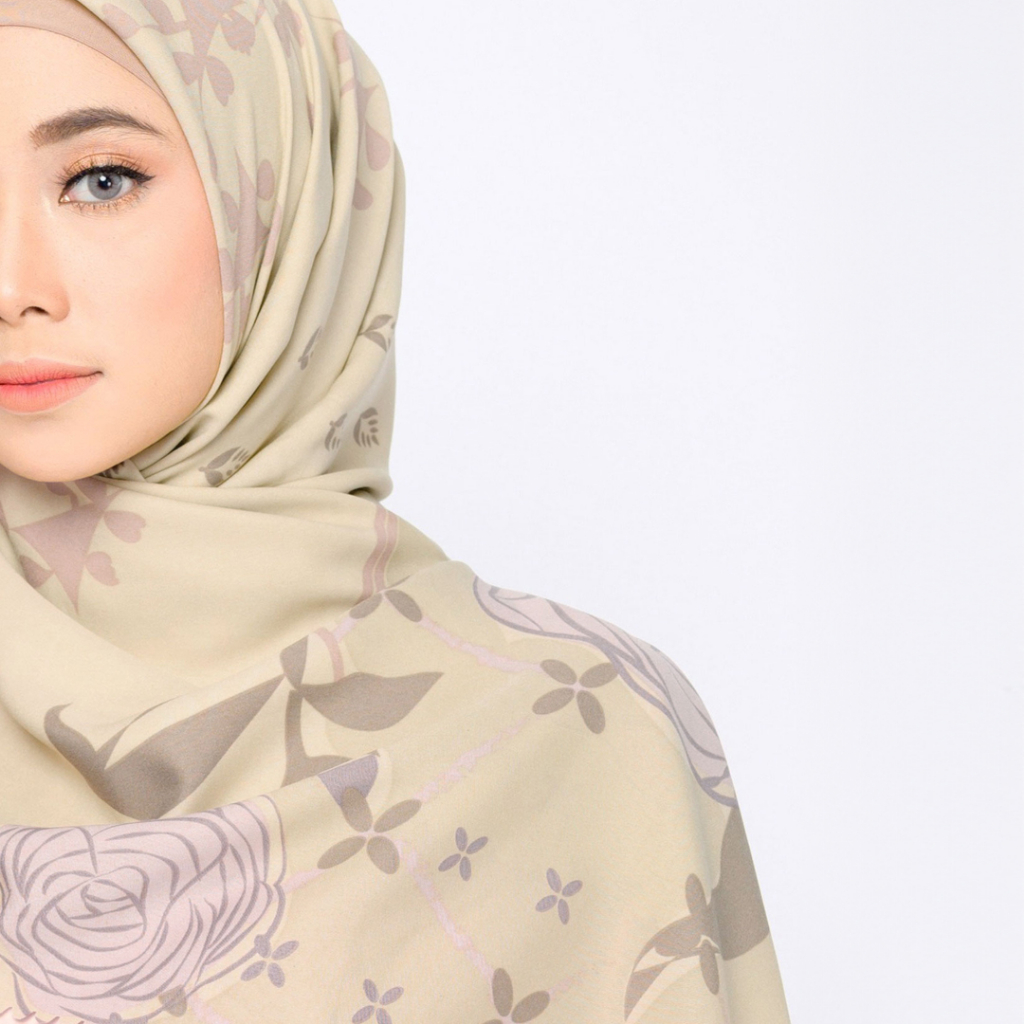 ZM Zaskia Mecca - Rose Moss Scarf Kerudung Segi Empat Ultra Sonic - Romansa Khatulistiwa