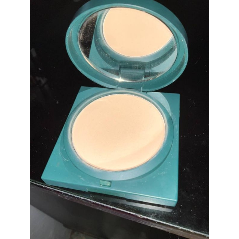 PRELOVED BEDAK LUXCRIME  CUSTARD