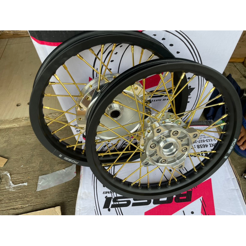 velg pcx 150 ring v Rossi ring 14 uk140/160,uk 160/185,uk 185/215