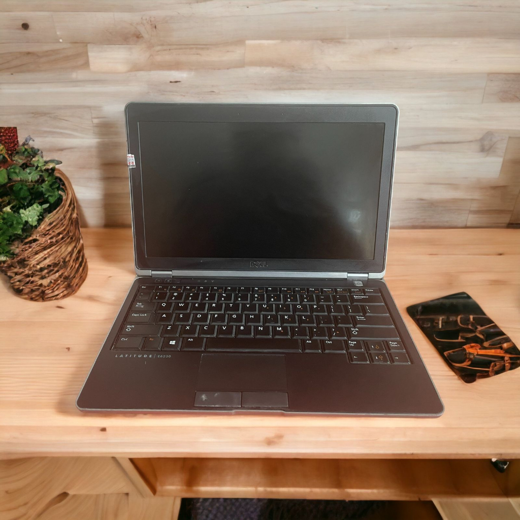 Laptop Intel Core i7 / Core i5 /  Core 2 Duo / Chromebook - Dell / HP - Garansi Setahun