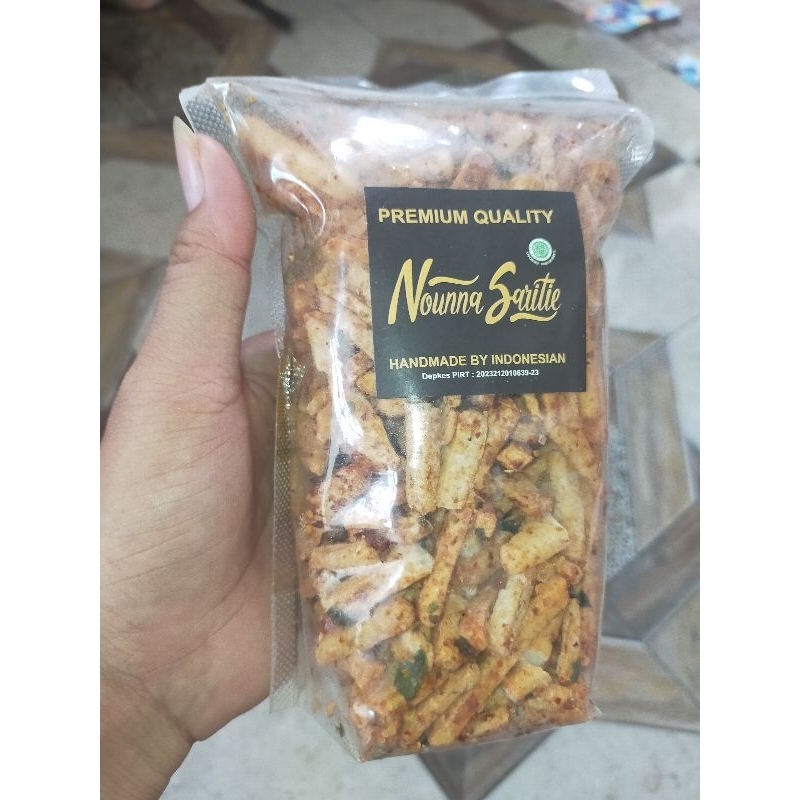 

Basreng Rempah Enak Aroma Jeruk Asli Produk Nounna Saritie Kemasan 250 Gram