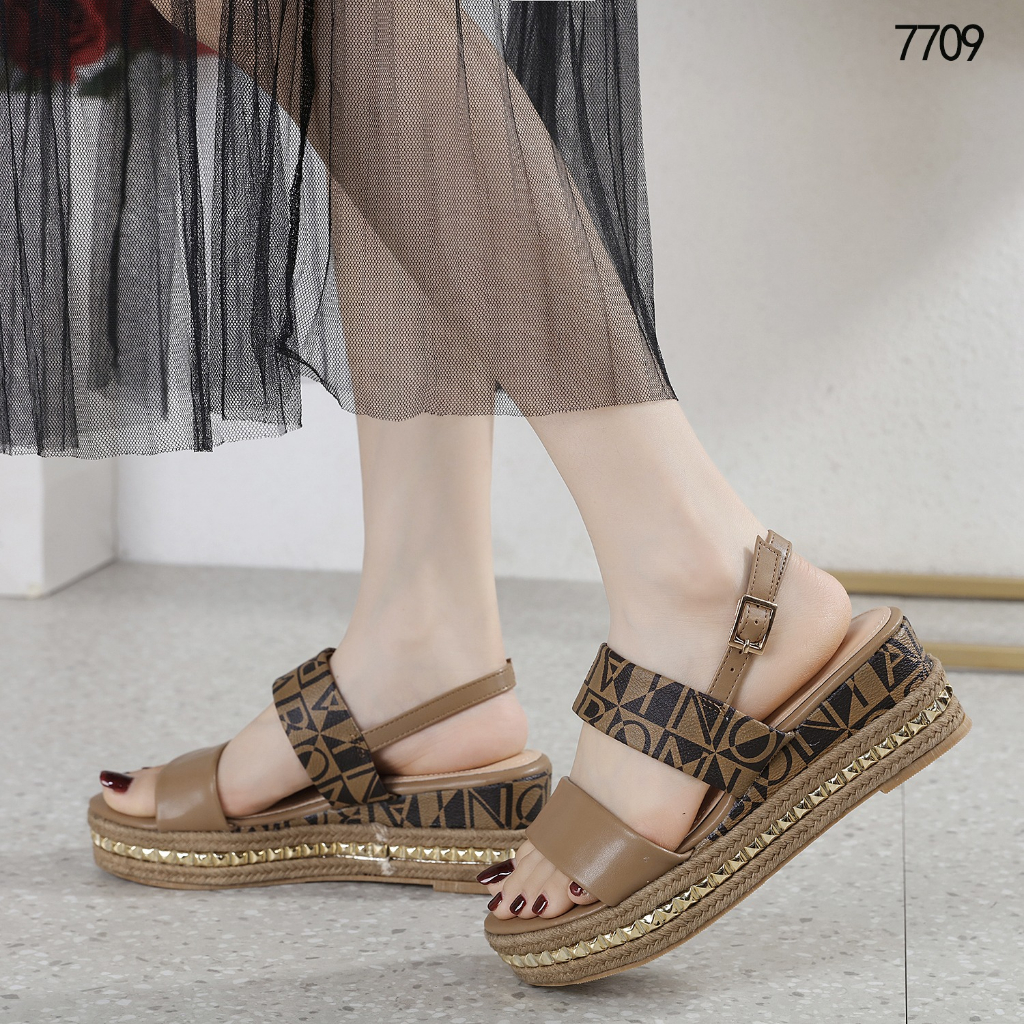 BO 7709 Mono Wedges Sandals