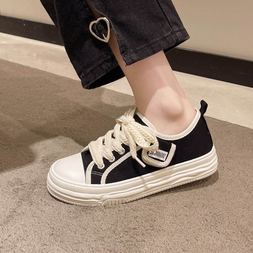 Sepatu Wanita Kasual Terbaru Sneaker Tali Perempuan Korean Style Sepatu Kasual Cewek Simple Import SP-256