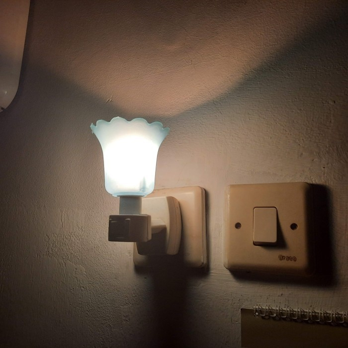 Lampu Tidur Mini Cosco 228 Mini Lamp 7 Watt 7W Dengan Saklar On Off