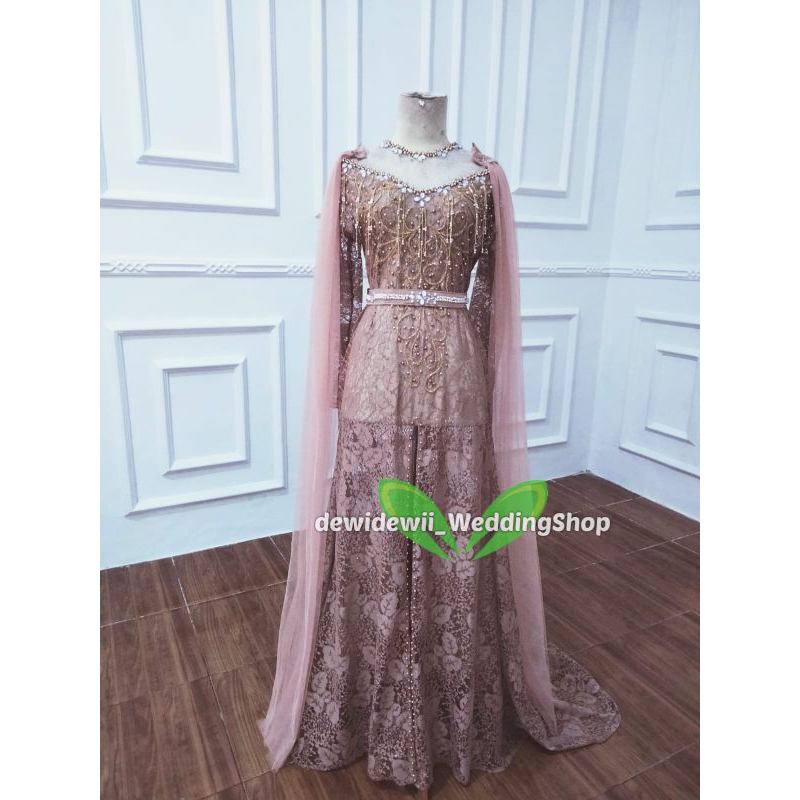 Kebaya Pengantin Cantik / Broklat Ekor Panjang + Slayer - Warna Lengkap