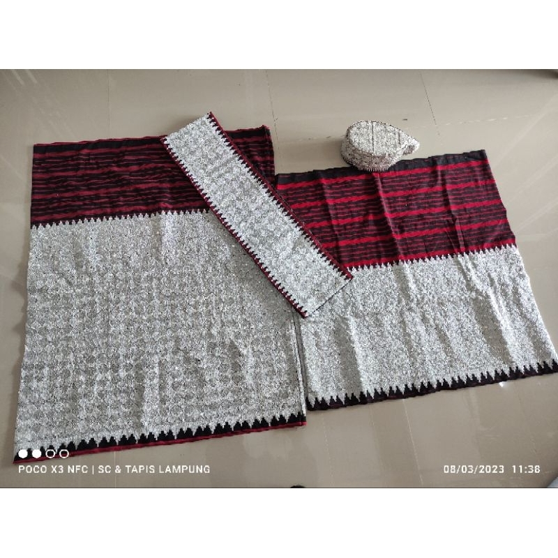 sarung kain tapis Lampung jungsarat matakibau matokibau mata kibau silver