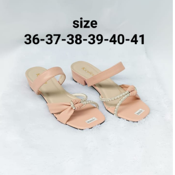 Sandal Wanita Chunky Heels Sandal Teplek  Hak 3 Cm Eliza P992