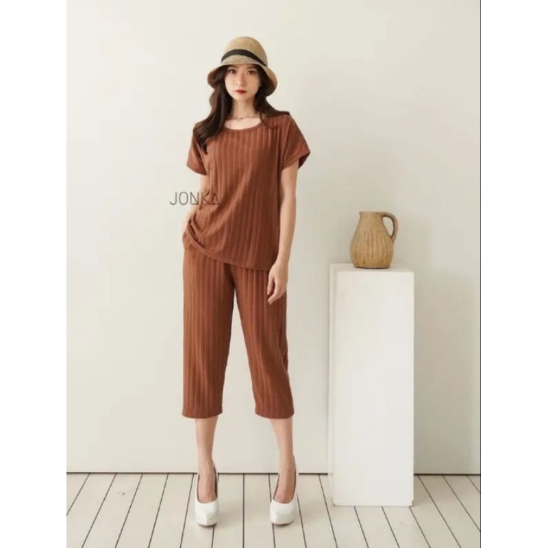 one set kenit hornet terbaru / setelan kenit hornet premium / setelan santai wanita