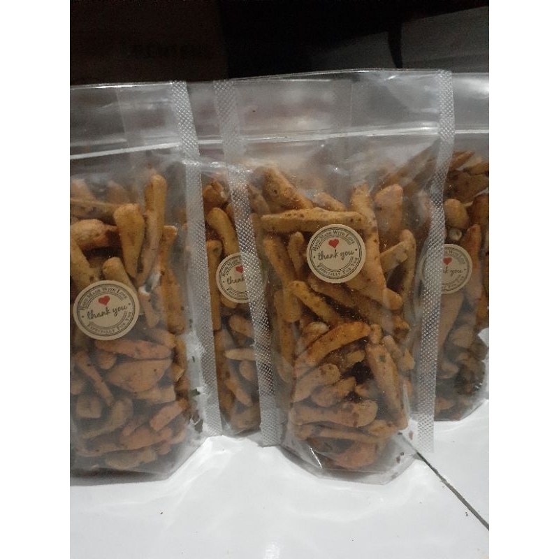 

Basreng pedas daun jeruk