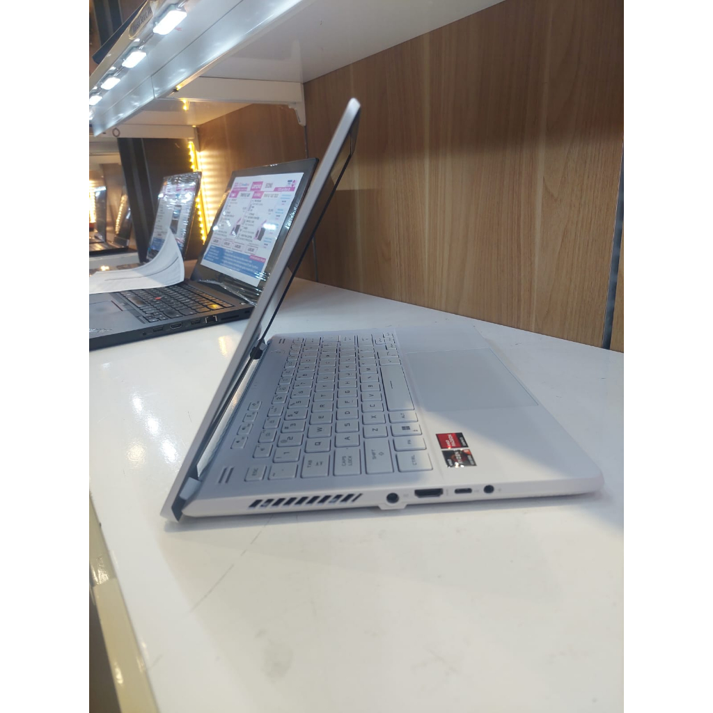 LAPTOP GAMING ASUS ROG ZEPHYRUS G14 GA402RJ AMD RYZEN 9 6900HS 32GB DDR5 2TB SSD RX6700S-8GB 14&quot; WQXGA 120HZ RGB ANIME WIN11HOME WHITE