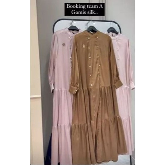 Gamis Satin Premium Kancing by ShellaSaukia