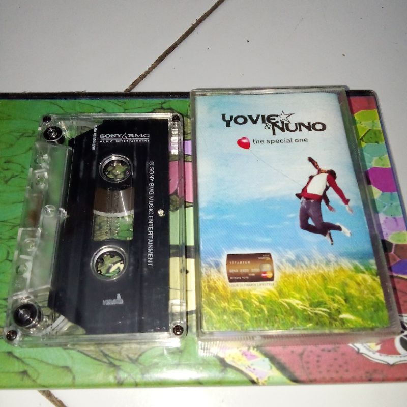 kaset pita Yovie and Nuno