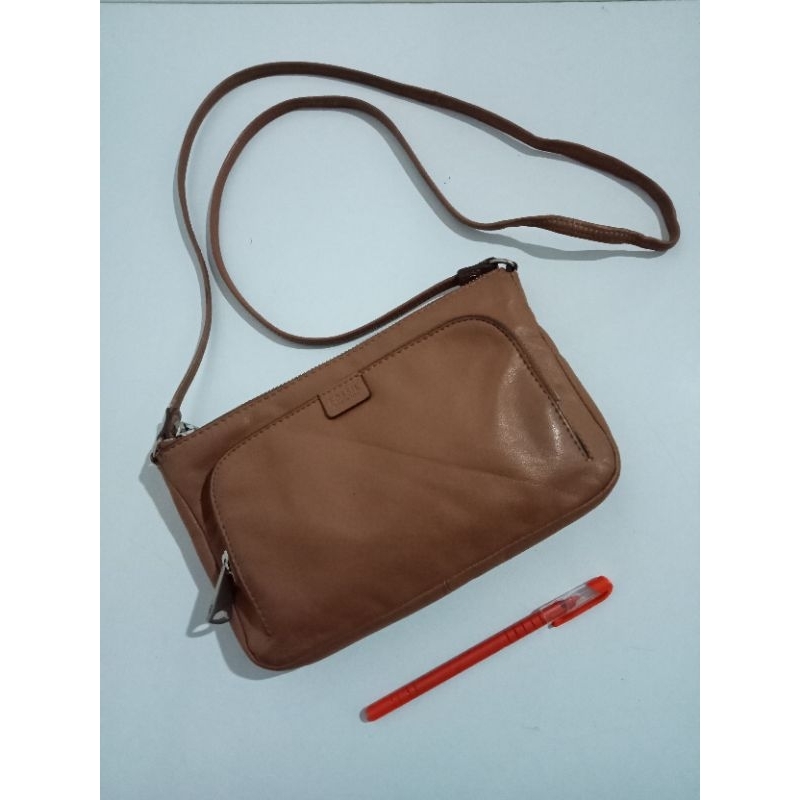 preloved Sling bag ocil