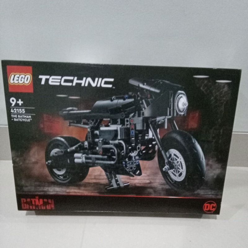the batman batcycle lego technic