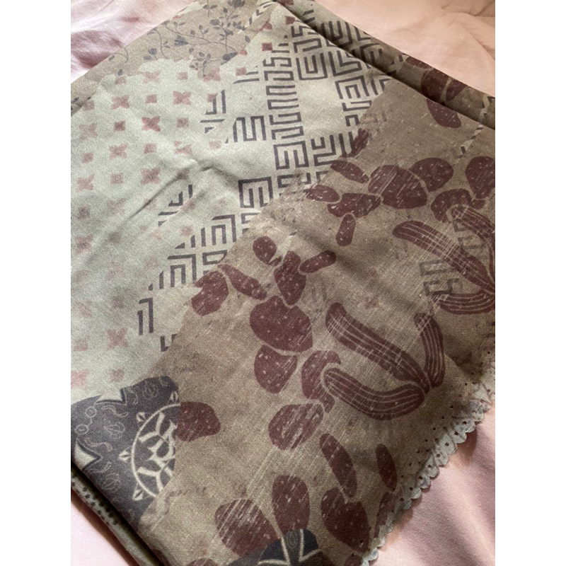 hijab puru kambera preloved