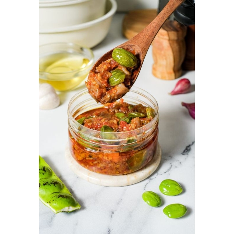 

Sambal Cumi pete pedasnya nyoss! by De'lauk