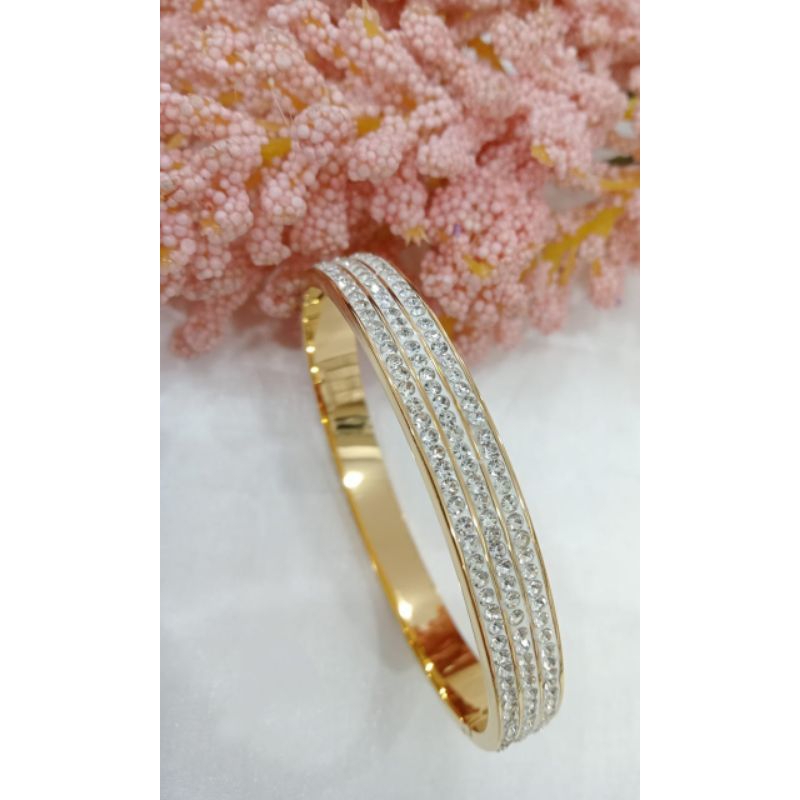 Gelang polos permata titanium