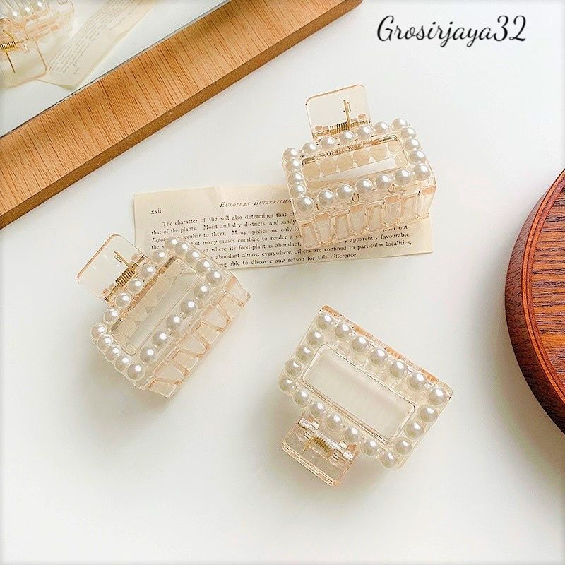 Jepit Rambut Salon LOLITA Transparan 5cm Jedai Kotak Bolong dengan Handle Jedai Mutiara Transparan 5cm Pearl Square Hair Claw Clips
