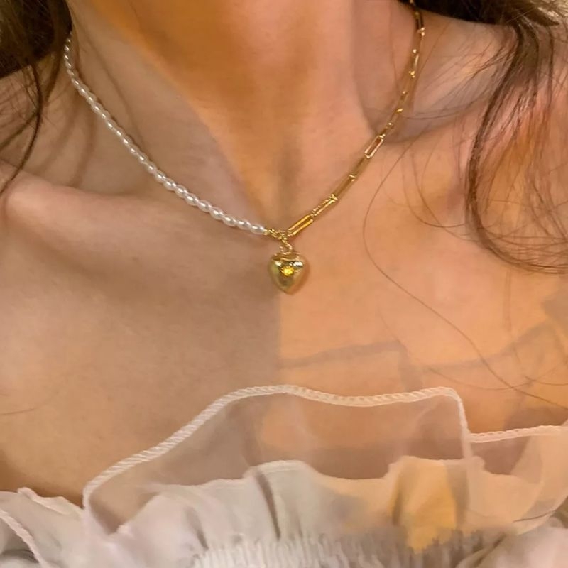 Mayythelabel | Lizzie Necklace | READY STOCK SIAP KIRIM | Kalung Rantai Klavikula Hias Liontin Hati Mutiara Setengah Gaya Perancis Untuk Wanita | Fashion Accessories | Kalung Gaya Elegan