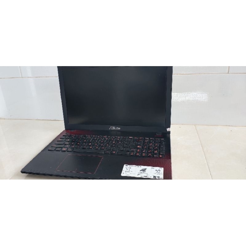 Laptop Asus X550VX core i7-7700HQ 8GB 1TB SSD 120GB Nvidia GTX 950M 4GB DDR5