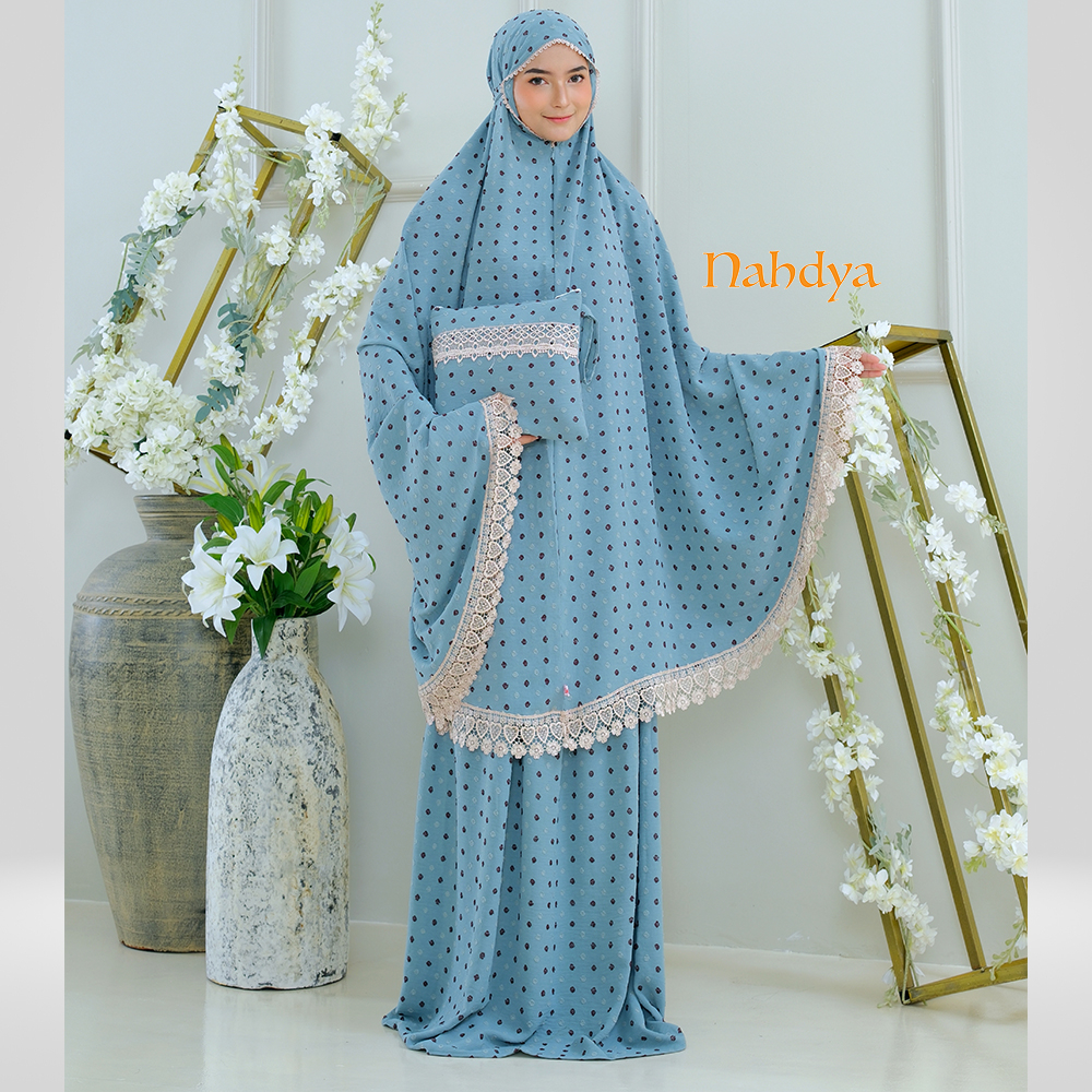 Mukena Crinkle Twotone Uragiri 2in1 Jumbo Bahan Lembut Nyaman Dipakai saat Ibadah