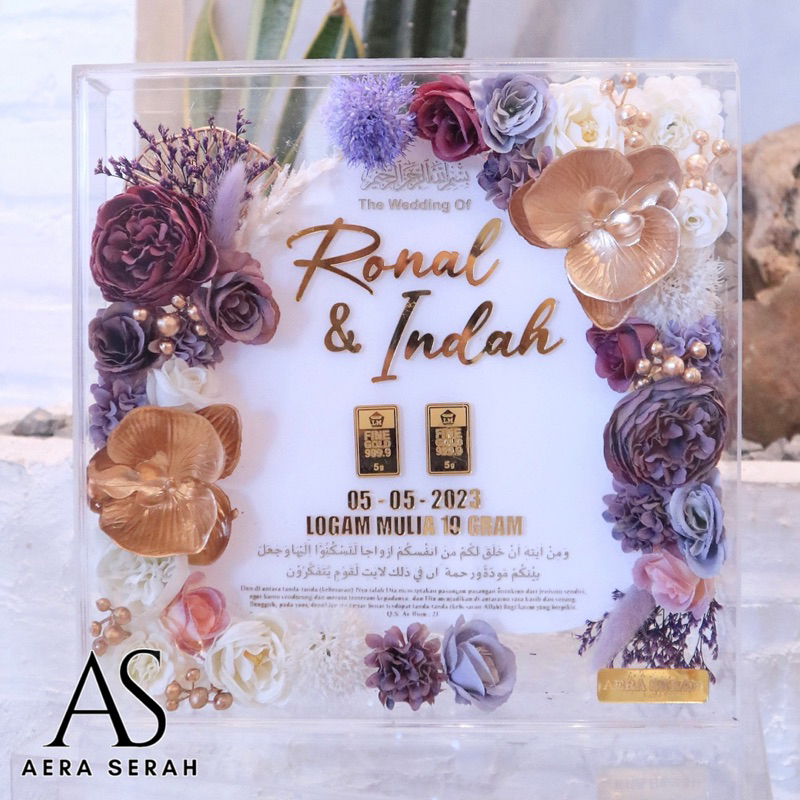 Daisy mahar akrilik anggrek