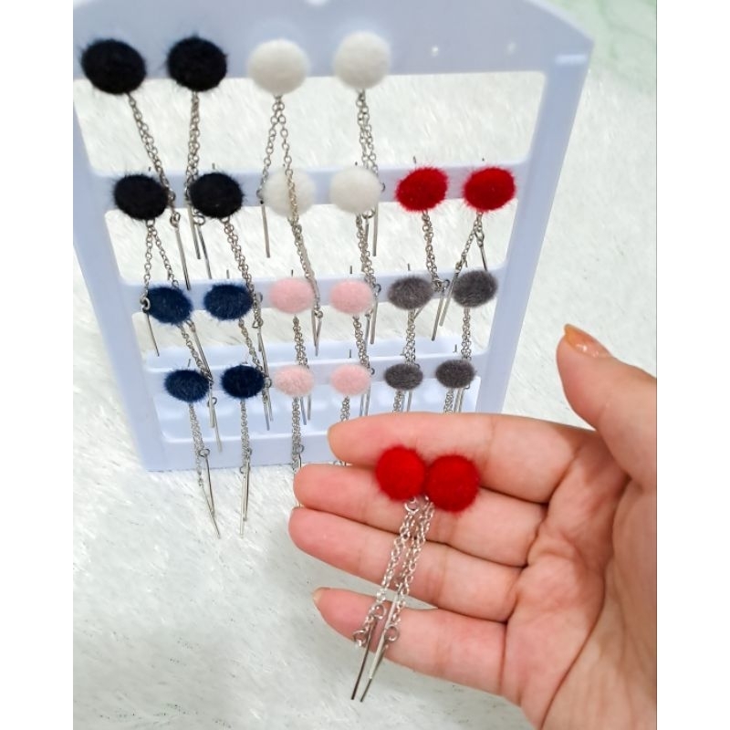 Anting Tusuk Pom Pom Bulu Jurai