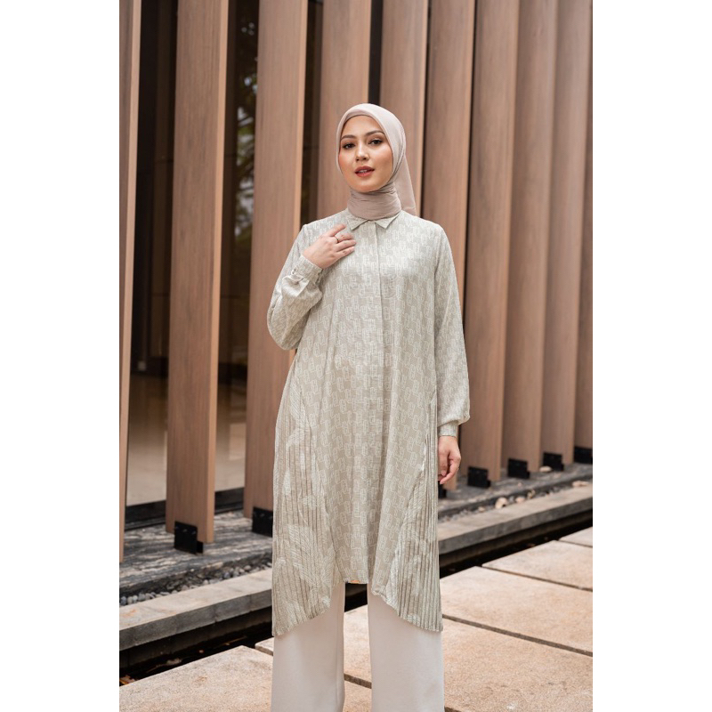 ALORA MONOGRAM TUNIC SAND SIZE SM BY HEYLOCAL