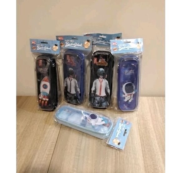 

Pencil case resleting hardcase